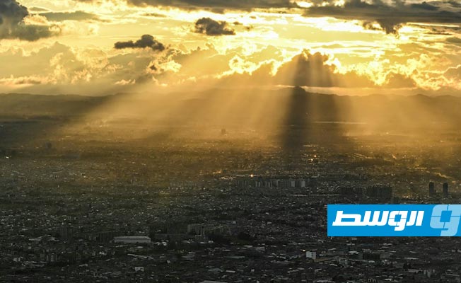 60 خبيرا وعالما يدعون إلى عدم المس بالأشعة الشمسية