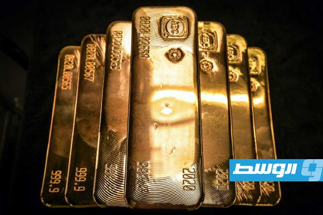 الذهب يسجل أسرع تراجع منذ سنوات بعد بلوغ سعره مستويات قياسية