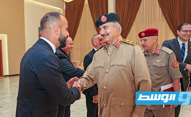 مباحثات بين حفتر ومسؤول مالطي (صور)