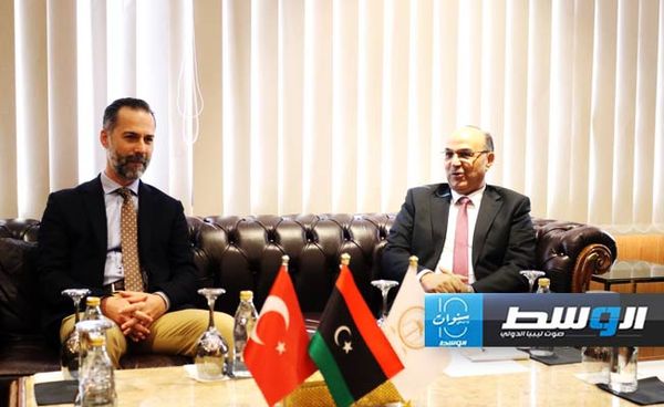 غوفين بيجيتش يؤكد قرب افتتاح القنصلية وعودة الخطوط التركية إلى بنغازي