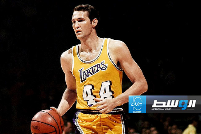 وفاة جيري وست مصدر إلهام شعار دوري «NBA»