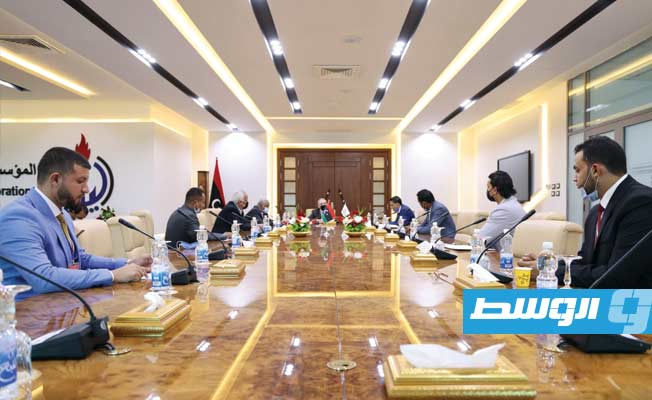 مؤسسة النفط تبحث الاحتياجات الملحة لمنطقة زلة