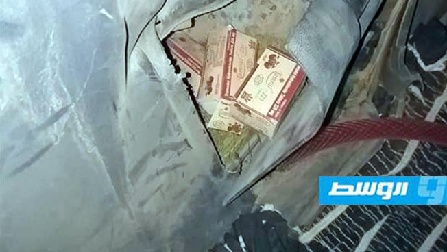 ضبط مهرب حبوب مخدرة بالطريق الساحلي أجدابيا - البريقة