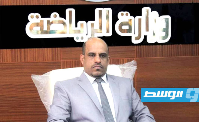 «الرياضة» تنفي استقالة الوزير عبدالشفيع الجويفي
