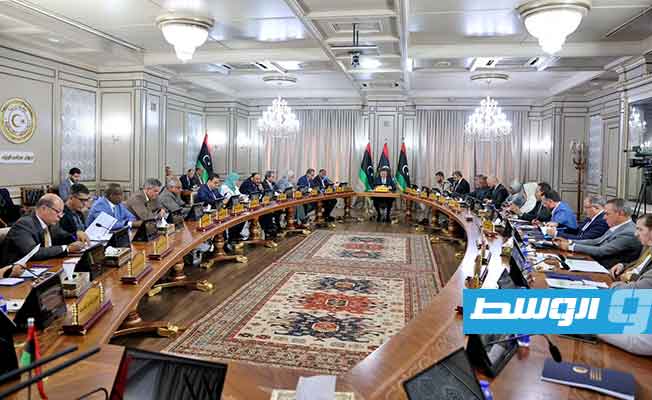 حكومة الدبيبة توجه بمعالجة الأوضاع الإدارية والفنية للمعيدين