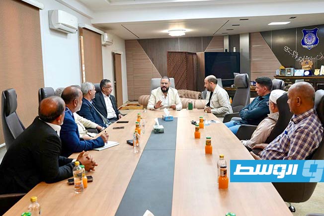 اجتماع لبحث «آلية تركيب العنوان البريدي» في بنغازي