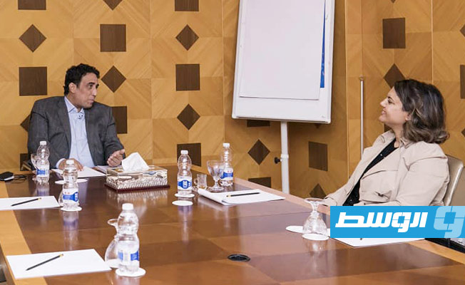 المنفي يلتقي وزيرة الخارجية بحكومة الوحدة الوطنية