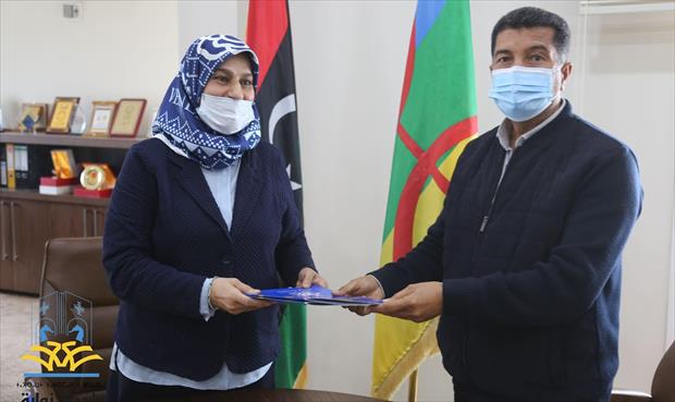 مراسم تسليم وتسلم بين عميد وأعضاء المجلس البلدي زوارة الجدد والسابقين