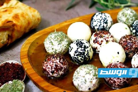 كرات جبن بالزعتر وزيت الزيتون