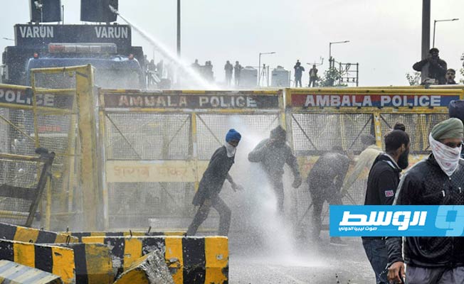 صدامات بين الشرطة ومزارعين غاضبين في الهند
