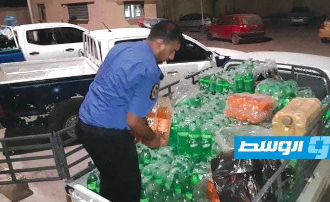 ضبط مواد غذائية ومشروبات منتهية الصلاحية في أجدابيا