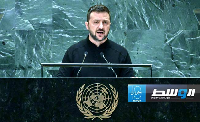 زيلينسكي يتهم روسيا بالتخطيط لهجمات على محطات نووية في أوكرانيا