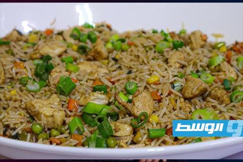 أرز صيني بالخضراوات والصويا صوص