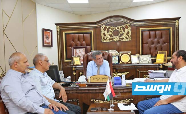 المقريف يبحث الاستعدادات للعام الدراسي المقبل