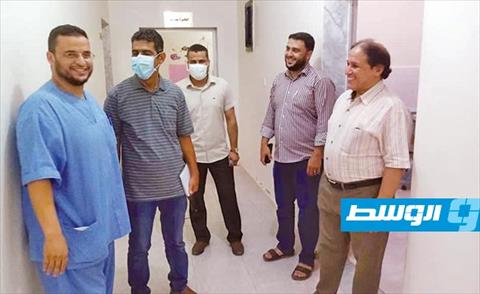 «صحة الموقتة» تبحث توفير الإمكانات لإجراء العمليات الصغيرة والمتوسطة داخل بلدية الكفرة