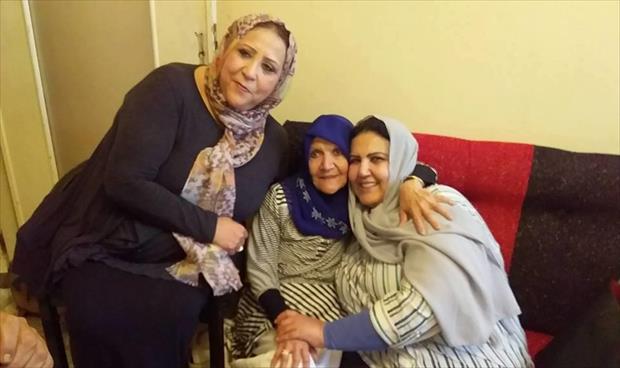 أونيس يزور الفنانة حميدة الخوجة