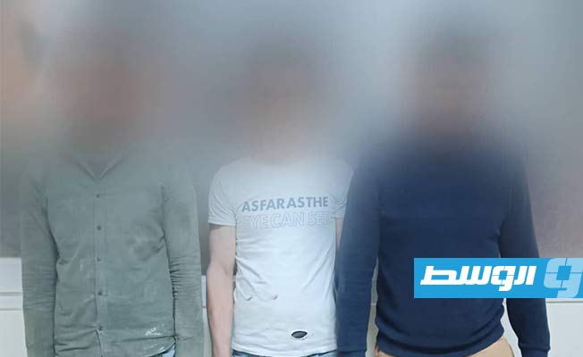 ضبط 3 وافدين بحوزتهم «حشيش» في بنغازي