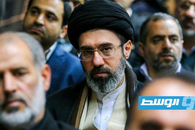 مسؤول إيراني يكشف تفاصيل نادرة حول إصابة المرشد الأعلى مجتبى خامنئي