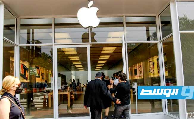«أبل» تتيح لهؤلاء شراء منتجاتها بالتقسيط