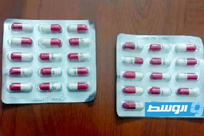 ضبط شخصين بتهمة الاعتداء على موظف عمومي وحيازة أقراص مخدرة في عين زارة