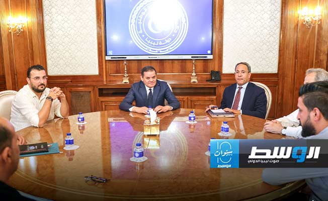 الدبيبة يتفق مع بلدي وأعيان زوارة على استكمال إجراءات فتح معبر رأس اجدير ومشاريع كهرباء ومياه