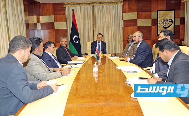 الحويج يوجه بمنح الأولوية في اعتماد المشاريع الاستثمارية للمنطقة الجنوبية