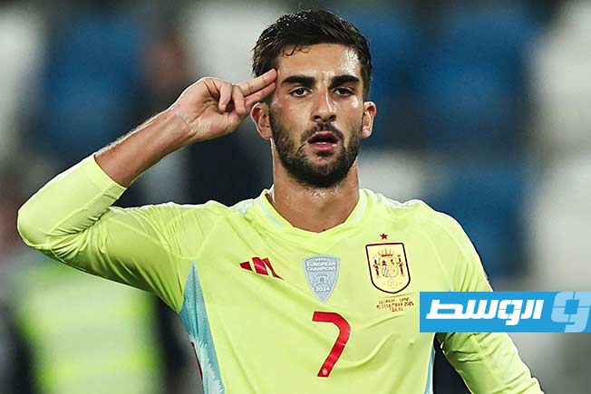 توريس يتساوى مع دي ستيفانو وراموس بقائمة هدافي إسبانيا