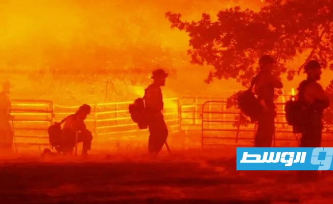 شاهد: تمدد حريق الغابات في كاليفورنيا وسط موجة قيظ تضرب الولايات المتحدة