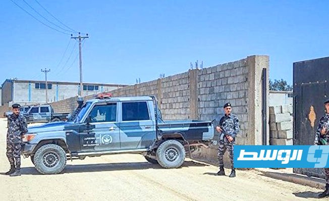 إدارة إنفاذ القانون تسلم قطعة أرض بتاجوراء إلى مالكها الشرعي