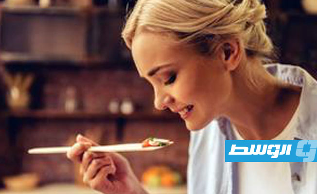 تجربة علمية تثبت أن «الإنسان يأكل بعينه أولا»