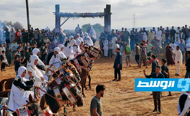 انطلاق مهرجان السلام للفروسية والشعر الشعبي بالخمس