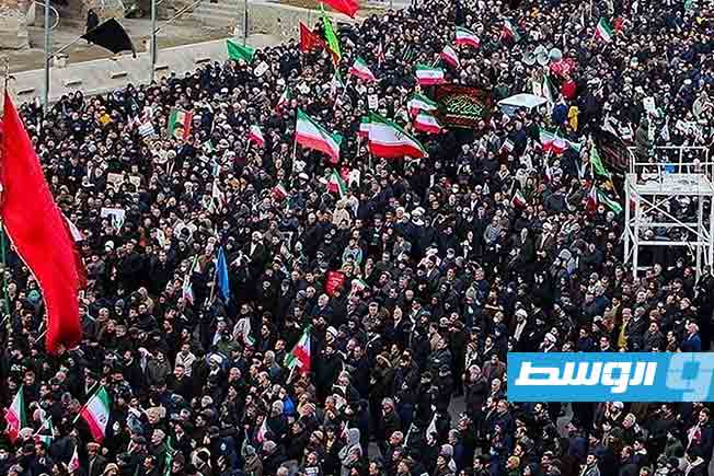 الطاقم الدبلوماسي الفرنسي غير الأساسي يغادر إيران على وقع الاحتجاجات