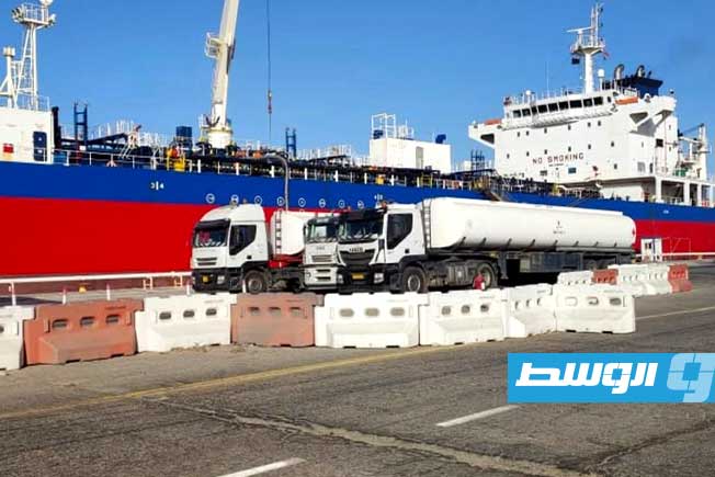 «البريقة»: خطة عاجلة لإنهاء الازدحام «غير المبرر» أمام محطات الوقود