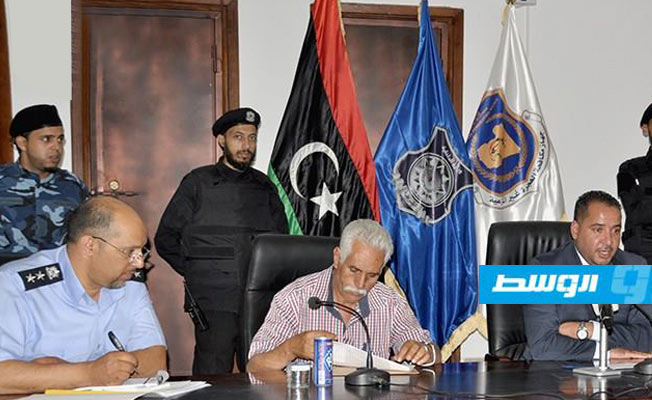 «داخلية الوفاق» تناقش إعادة هيكلة جهاز الهجرة غير الشرعية