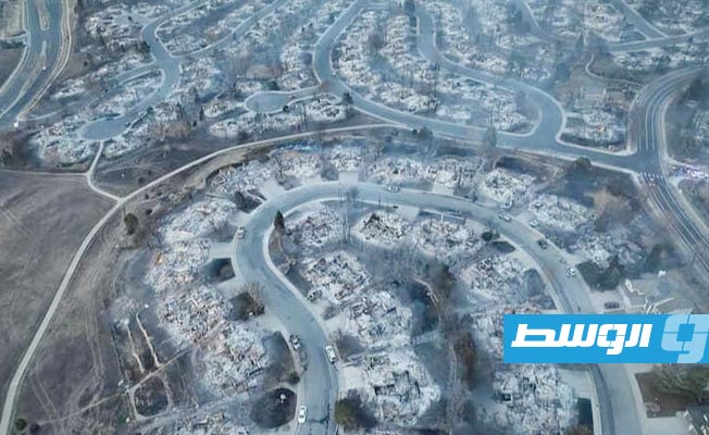 أميركا: ثلوج تساعد على إخماد حرائق دمرت أكثر من 500 منزل في كولورادو