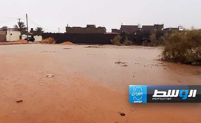 «الأرصاد» يحذر من السيول وجريان الأودية في الجنوب الشرقي