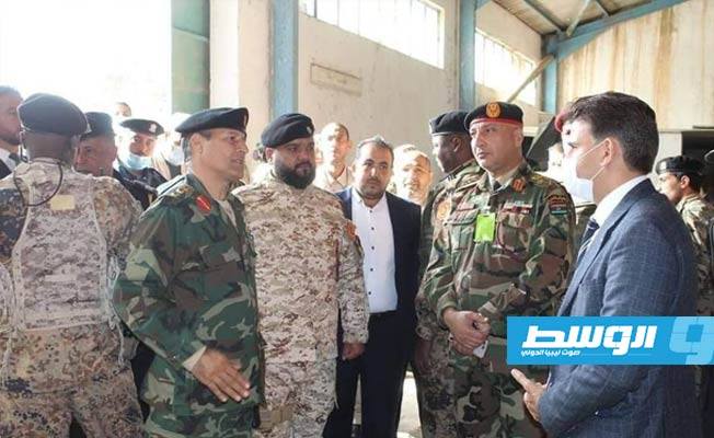 اجتماع بقاعدة معيتيقة يناقش تشكيل لجنة تنسيق ومتابعة الأوضاع العسكرية بمحور سرت الجفرة