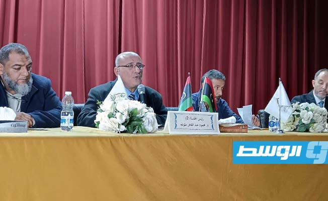 مجمع اللغة العربية يناقش «التلوث البصري واللغوي» في ذات العماد