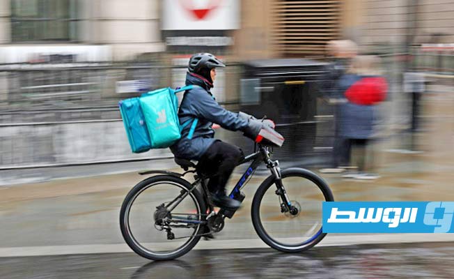 بريطانيا.. عمال يضربون في عيد الحب لإيصال رسالتهم بشأن الأجور