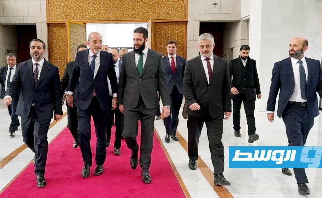 وزير الخارجية الأردني يجري «مباحثات موسعة» مع قائد الإدارة الجديدة في دمشق