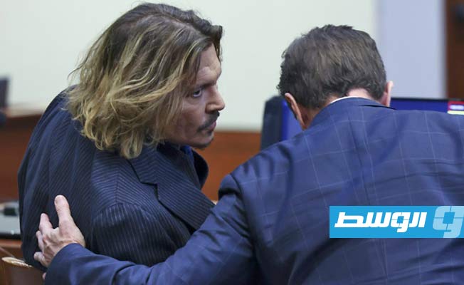 محامو جوني ديب يحاولون تكذيب ادّعاء زوجته السابقة