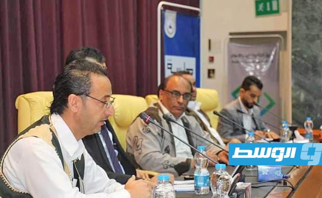 بلدية سرت تنظم جلسة حوارية عن صلاحيات مخاتير المحلات