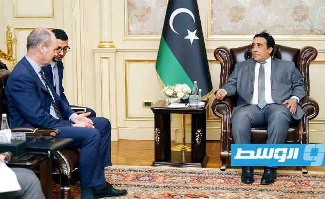 حقوق الإنسان ومبادرة باتيلي محورا مشاورات المنفي والسفير الهولندي