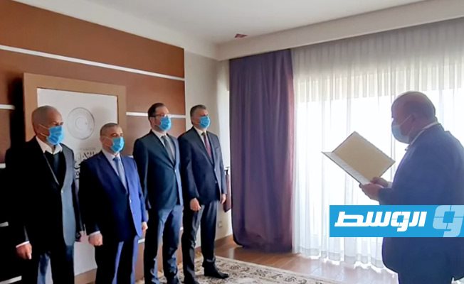نورالدين سلطان يؤدي اليمين القانونية لعضوية المجلس الأعلى للدولة