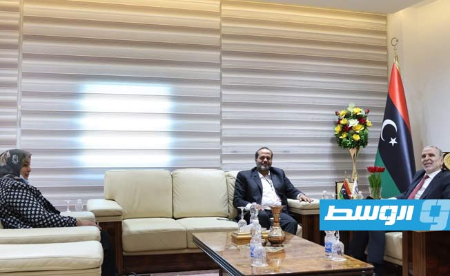 صنع الله يطالب باعتماد ميزانية النفط لعدم توقف الإنتاج