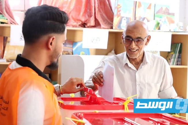 %48 نسبة المشاركة الأولية في انتخابات بلديات الزاوية