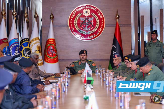 Khalid Haftar meets with security leaders from the Tebu community at General Command headquarters