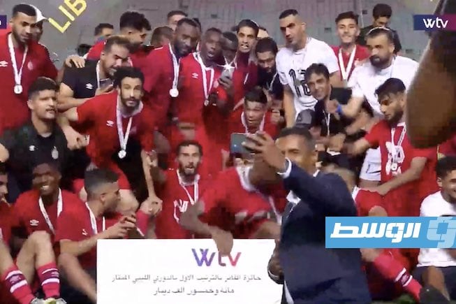شبكة الوسط «WTV» تمنح فريق «الاتحاد» جائزة مالية لمناسبة التتويج بلقب الدوري الممتاز