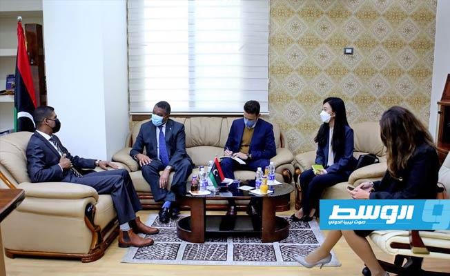 حمزة يلتقي يعقوب الحلو لمناسبة انتهاء عمله في ليبيا