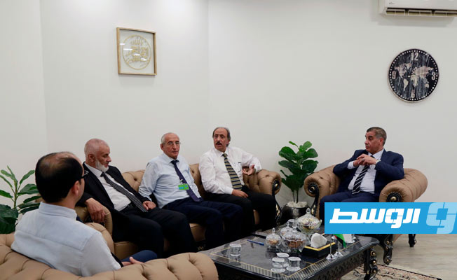 خلال لقاء عميد فرع بنغازي والقطراني.. تقديم مقترح لفصل أكاديمية الدراسات العليا بالمنطقة الشرقية